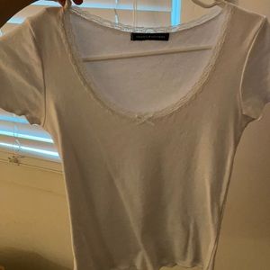 white lace trim t-shirt from brandy melville!
